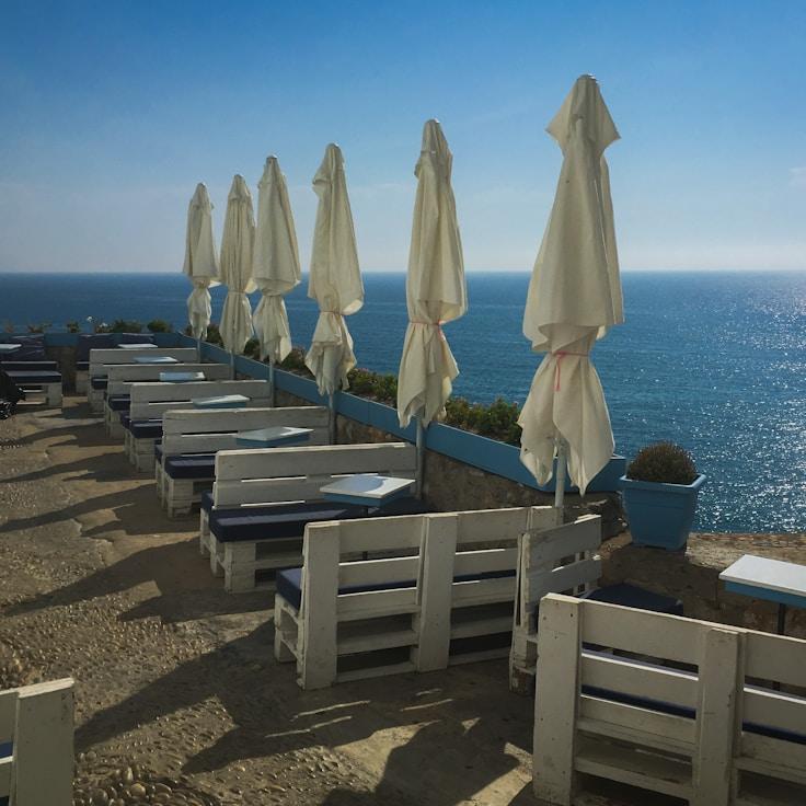 Outdoor terrace seating suitable for families in Ottawa